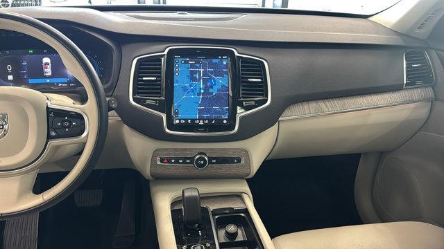 Photo of 2023 Crystal White Metallic Volvo XC90