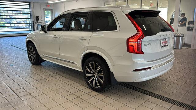 Photo of 2023 Crystal White Metallic Volvo XC90
