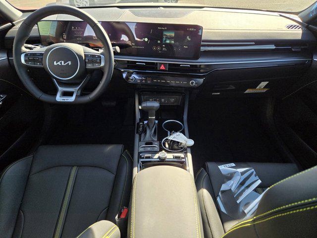 Photo of 2026 Wolf Gray Kia K5