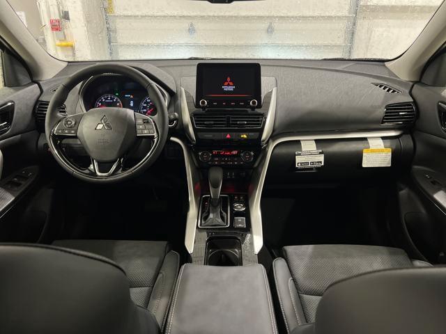 Photo of 2025 Alloy Silver Metallic Mitsubishi Eclipse Cross