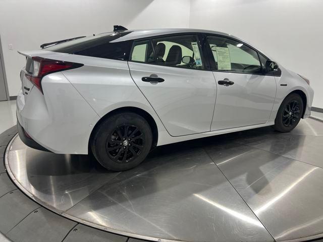 Photo of 2022 Classic Silver Metallic Toyota Prius