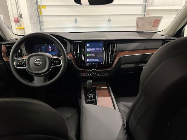 Photo of 2024 Thunder Grey Metallic Volvo XC60 Recharge Plug-In Hybrid