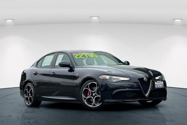 2022 Alfa Romeo Giulia