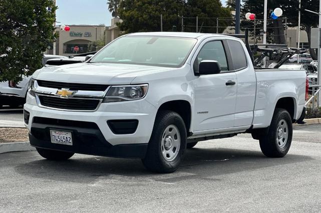 Photo of 2016 Summit White Chevrolet Colorado