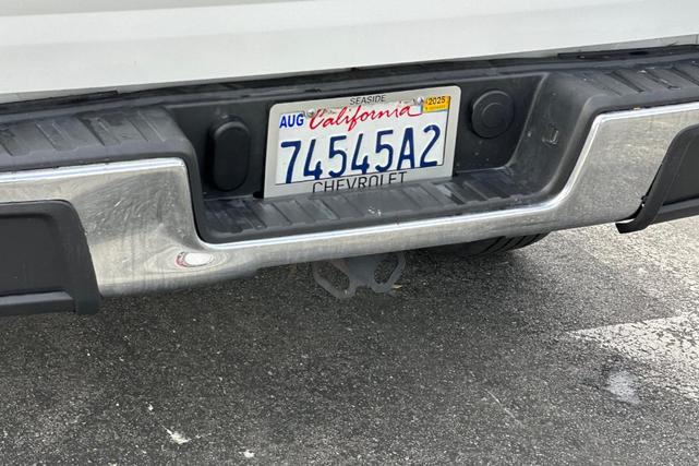 Photo of 2016 Summit White Chevrolet Colorado