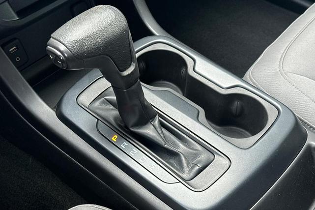 Photo of 2016 Summit White Chevrolet Colorado