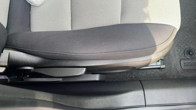 Photo of 2013 Black Granite Metallic Chevrolet Cruze