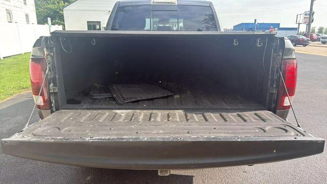 Photo of 2016 Granite Crystal Metallic RAM 1500