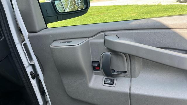 Photo of 2019 Summit White Chevrolet Express 2500