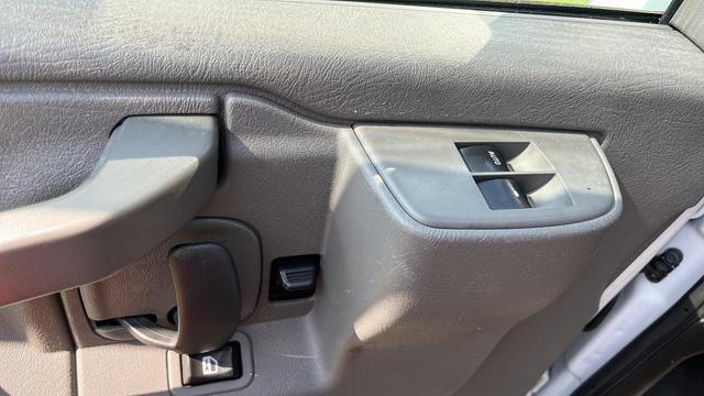 Photo of 2019 Summit White Chevrolet Express 2500