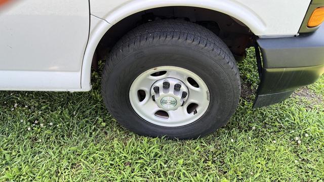 Photo of 2019 Summit White Chevrolet Express 2500