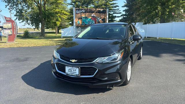 Photo of 2018 Mosaic Black Metallic Chevrolet Cruze