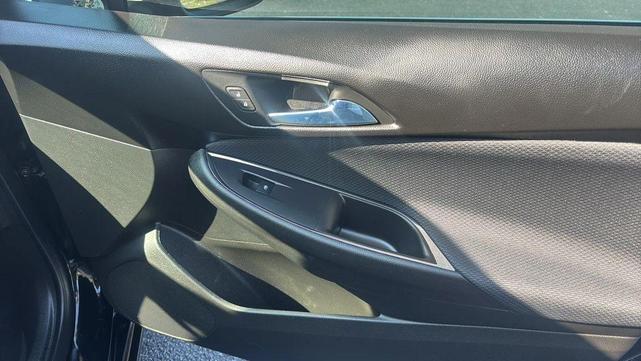 Photo of 2018 Mosaic Black Metallic Chevrolet Cruze