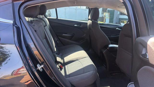 Photo of 2018 Mosaic Black Metallic Chevrolet Cruze