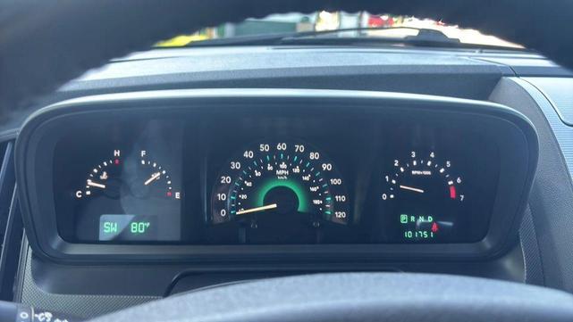 Photo of 2009 Brilliant Black Crystal Pearlcoat Dodge Journey