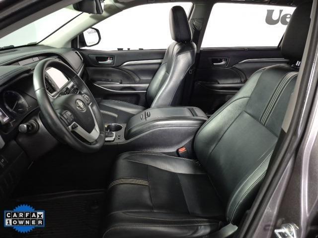 Photo of 2017 Predawn Gray Mica Toyota Highlander