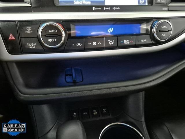 Photo of 2017 Predawn Gray Mica Toyota Highlander