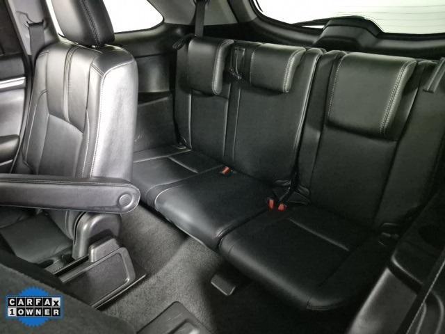 Photo of 2017 Predawn Gray Mica Toyota Highlander