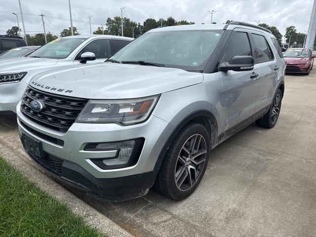 Photo of 2017 Ingot Silver Metallic Ford Explorer