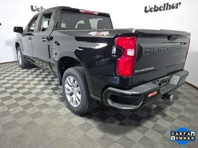 Photo of 2022 Black Chevrolet Silverado 1500