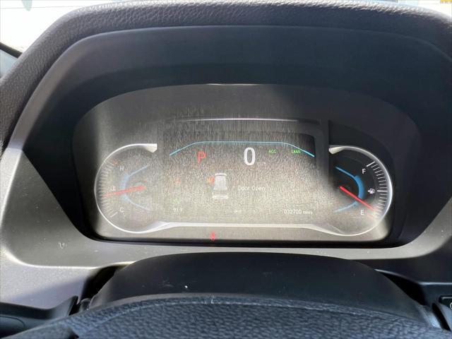 Photo of 2022 Lunar Silver Metallic Honda Pilot