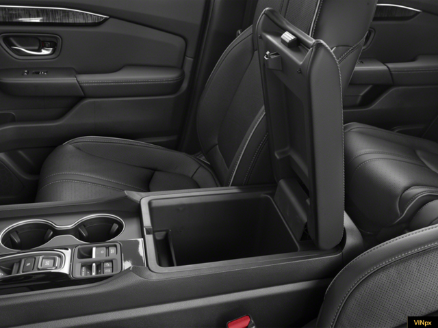Photo of 2025 Crystal Black Pearl Honda Pilot