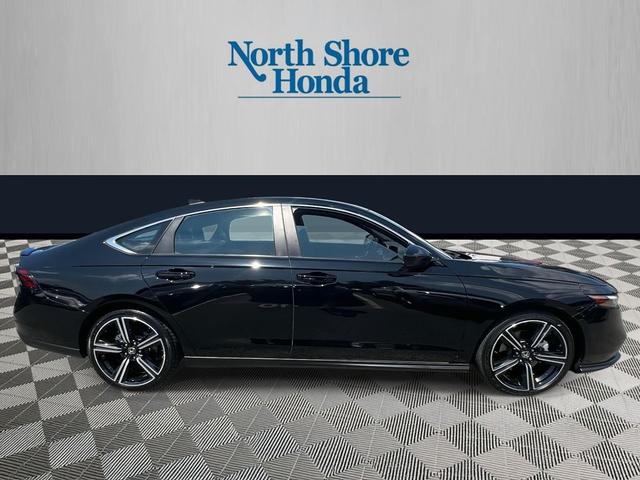Photo of 2023 Crystal Black Pearl Honda Accord Hybrid