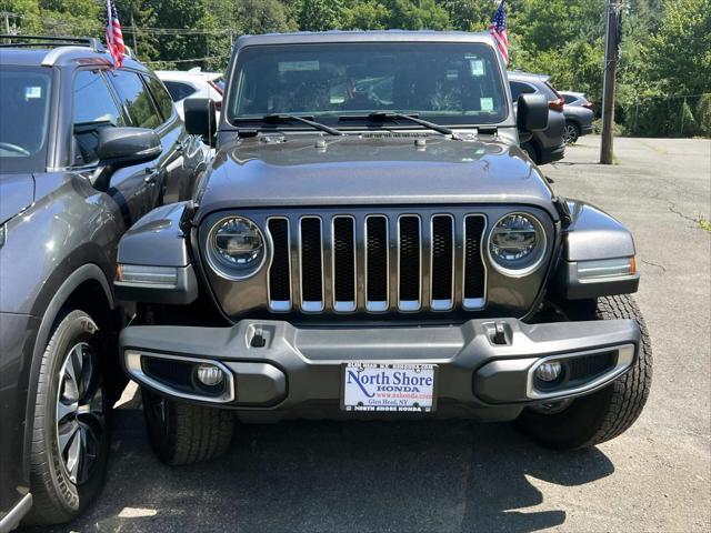 Photo of 2018 Granite Crystal Metallic Clearcoat Jeep Wrangler Unlimited