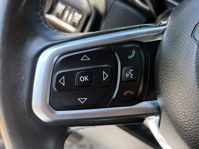 Photo of 2018 Granite Crystal Metallic Clearcoat Jeep Wrangler Unlimited