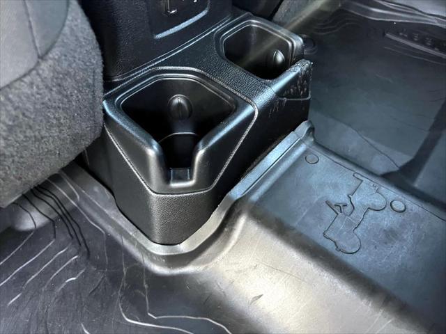 Photo of 2018 Granite Crystal Metallic Clearcoat Jeep Wrangler Unlimited