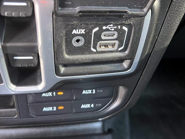 Photo of 2018 Granite Crystal Metallic Clearcoat Jeep Wrangler Unlimited