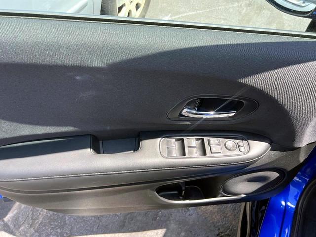 Photo of 2022 Aegean Blue Metallic Honda HR-V