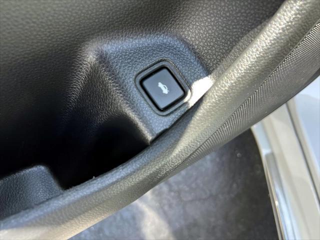 Photo of 2018 Platinum White Pearl Honda Accord