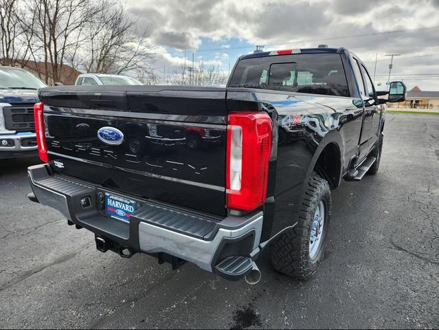 Photo of 2025 Agate Black Metallic Ford F-250