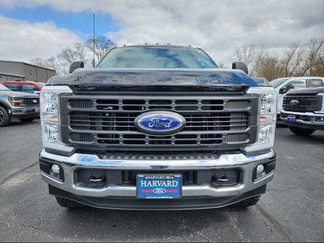 Photo of 2025 Agate Black Metallic Ford F-250