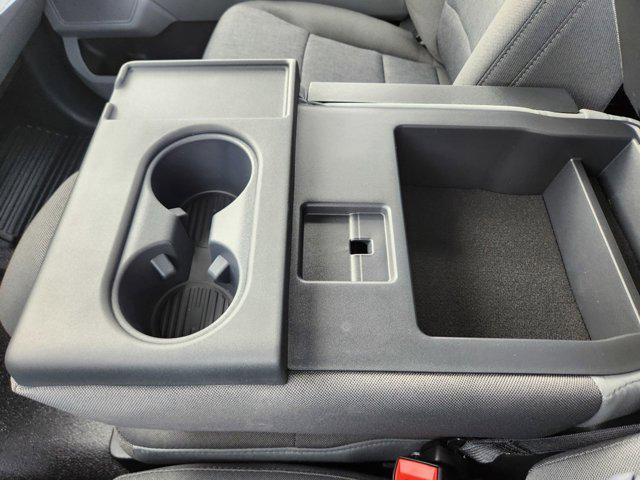 Photo of 2025 Oxford White Ford F-250