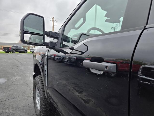 Photo of 2025 Agate Black Metallic Ford F-350