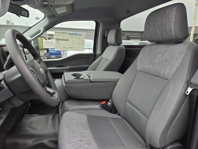 Photo of 2025 Agate Black Metallic Ford F-350