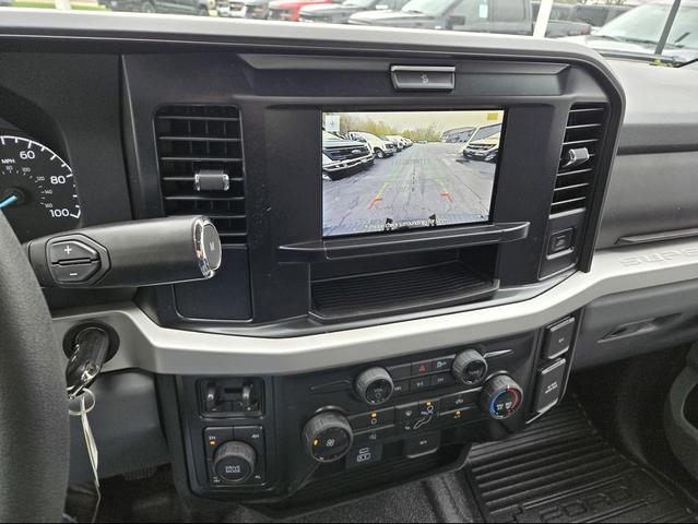 Photo of 2025 Agate Black Metallic Ford F-350