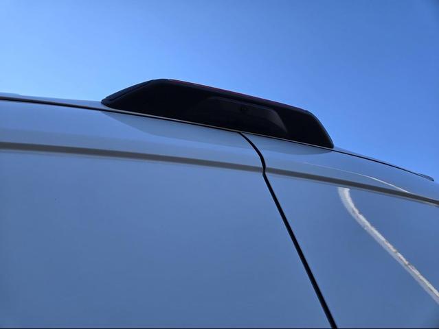 Photo of 2025 Oxford White Ford Transit-250