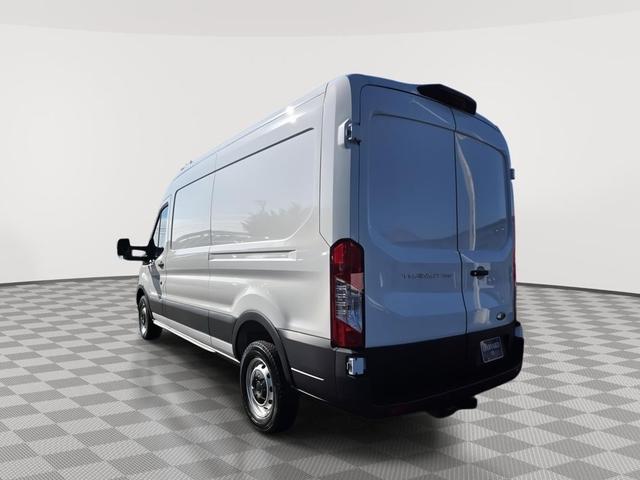 Photo of 2025 Oxford White Ford Transit-250