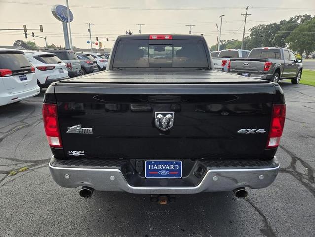 Photo of 2019 Brilliant Black Crystal Pearlcoat RAM 1500