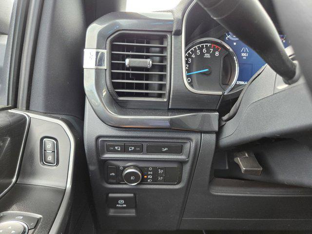 Photo of 2022 White Ford F-150