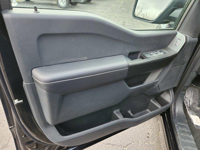 Photo of 2025 Agate Black Metallic Ford F-150