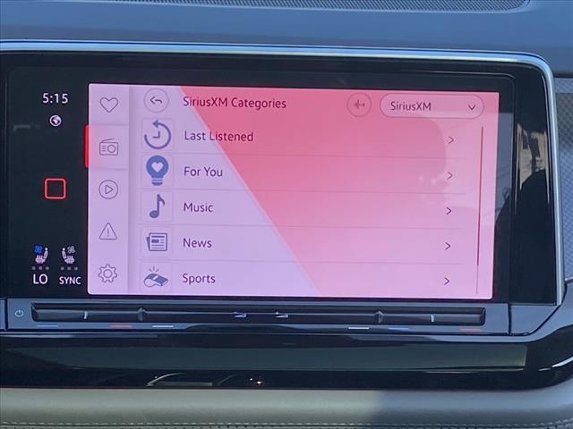 Photo of 2024 Avocado Green Pearl Volkswagen Atlas