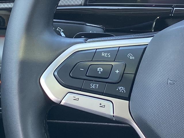 Photo of 2024 Avocado Green Pearl Volkswagen Atlas