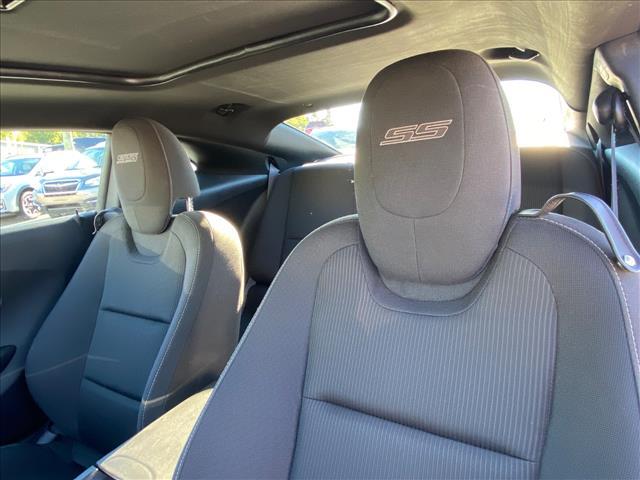 Photo of 2015 Summit White Chevrolet Camaro