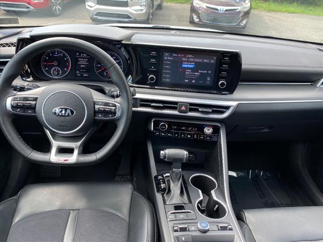 Photo of 2021 Glacial White Pearl Kia K5