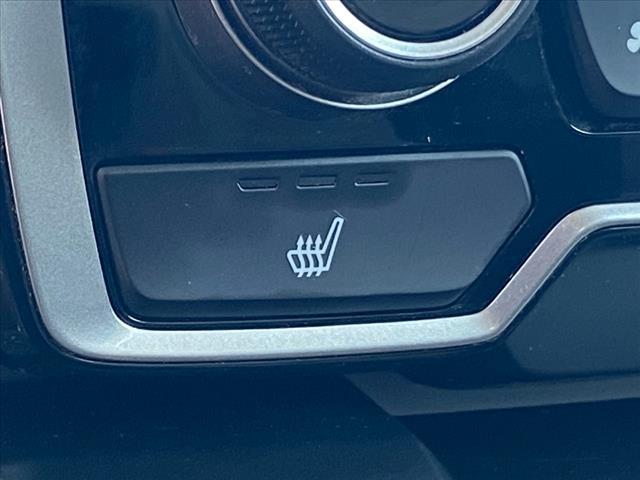 Photo of 2018 White Diamond Pearl Honda CR-V