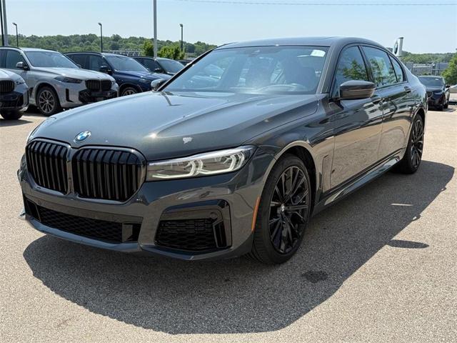 Photo of 2022 Dravit Grey Metallic BMW 750